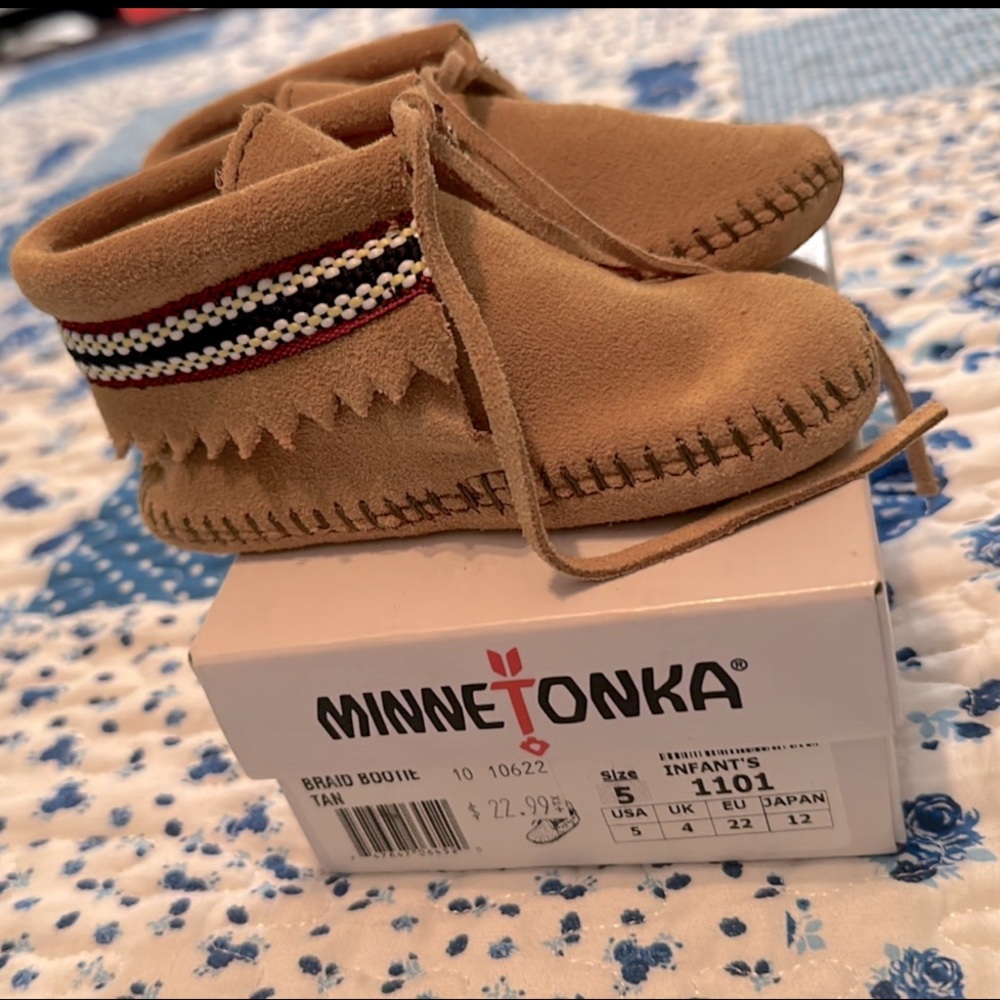 Minnetonka moccasins